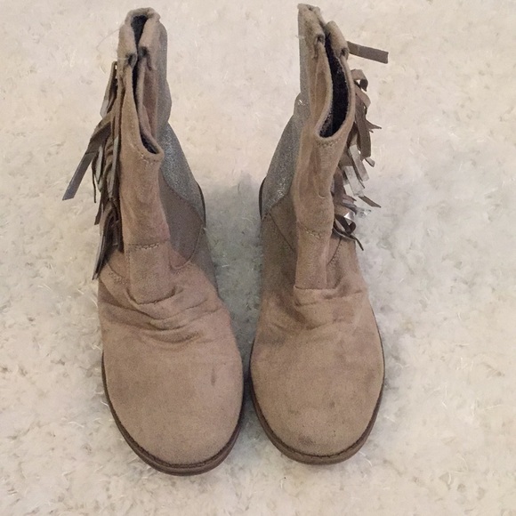 Girls wester tan silver fancy booties winter  4 - Picture 2 of 5
